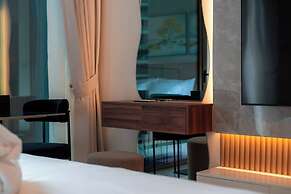 Heaven's Dreams Peninsula One Business Bay