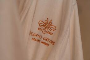 Heaven's Dreams Peninsula One Business Bay