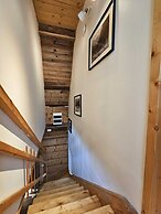 Mountain Shelter CH41