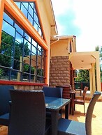 Peak Meadows Hotel