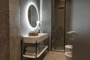 Zins Luxury Apartment 02