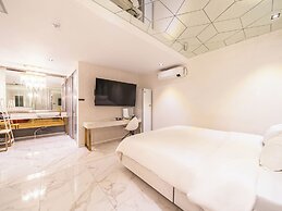 Yangsan Pyeongsan Denbastar Hotel
