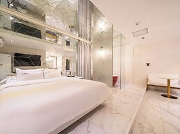 Yangsan Pyeongsan Denbastar Hotel