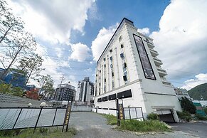 Yangsan Pyeongsan Denbastar Hotel