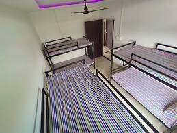 MAA VAISHNO INN