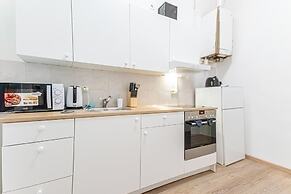 Long Stay 2BR Apt For 5 Stadthalle