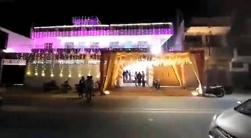 Hotel MeenakshI Palace Kanpur