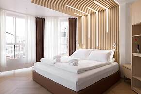 Polar Nook Hotel