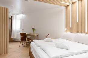 Polar Nook Hotel