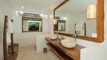 Ku Estate by Villa Finder