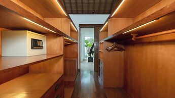 Ku Estate by Villa Finder