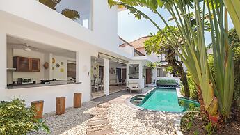Ku Estate by Villa Finder