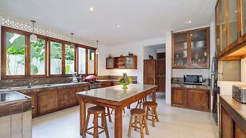Ku Estate by Villa Finder