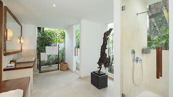 Ku Estate by Villa Finder