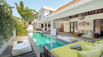 Ku Estate by Villa Finder