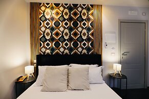Noah Gate Hotel & Suites