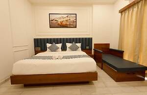 Alpine Stays By Oran Hotels