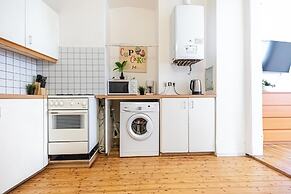 Affordable 2BR Apt Long Stay Stadthalle