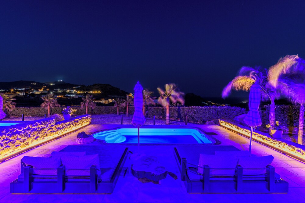 Aurora Mykonos Villas 1