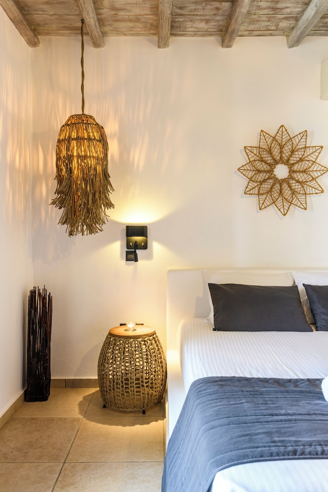 Aurora Mykonos Villas 1