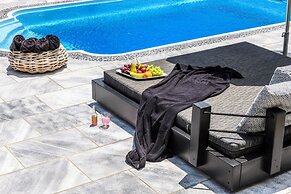 Aurora Mykonos Villas 1