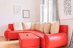 Long Stay 3BR Apartment Near Center