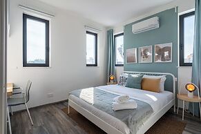 Thálassa 2-BR Apt. & Balcony in Larnaca