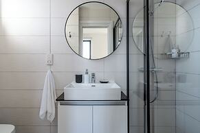 Thálassa 2-BR Apt. & Balcony in Larnaca