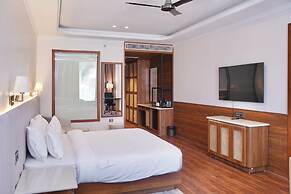 Le OVAL Hotel & Resorts