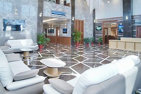 Le OVAL Hotel & Resorts