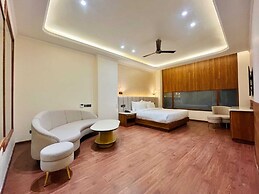 Le OVAL Hotel & Resorts