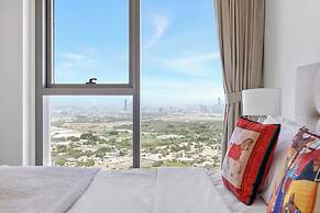 1BR Downtown and Dubai Frame Views