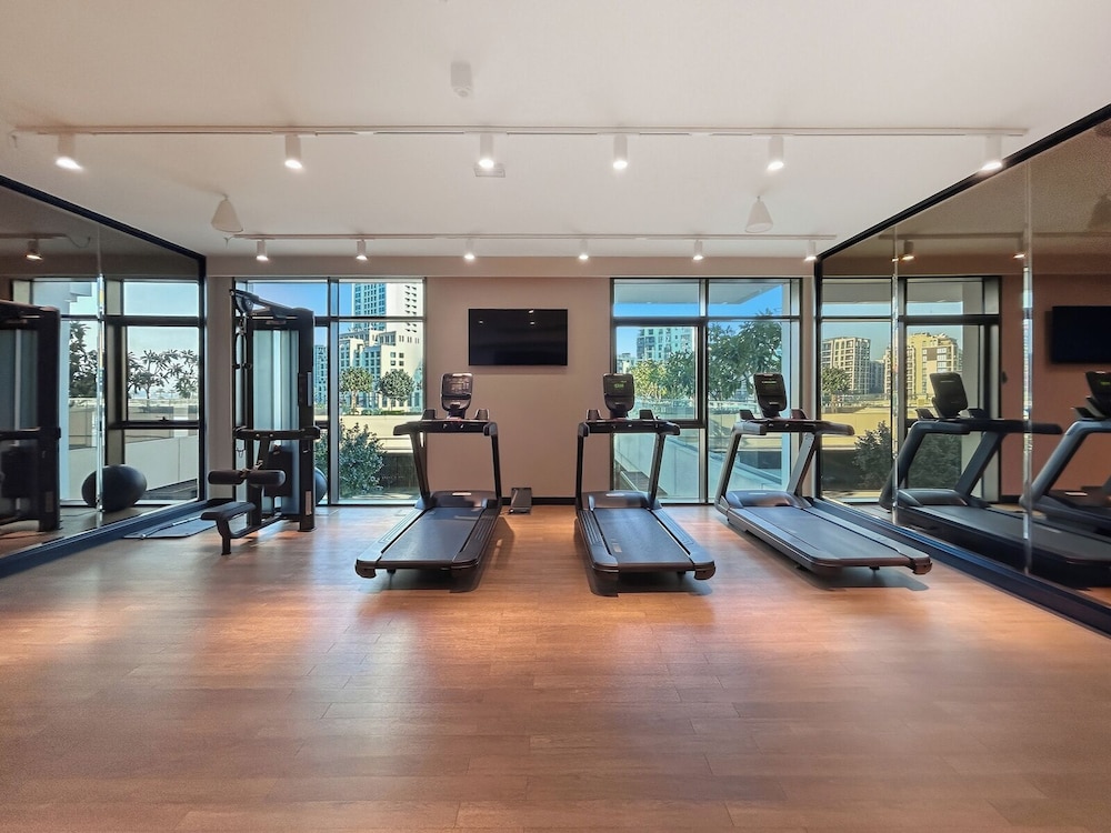 Serene 1BR Escape with Burj Khalifa View