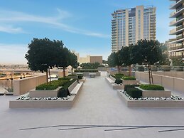 Serene 1BR Escape with Burj Khalifa View