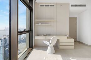 Serene 1BR Escape with Burj Khalifa View