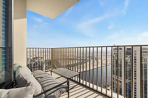 Serene 1BR Escape with Burj Khalifa View
