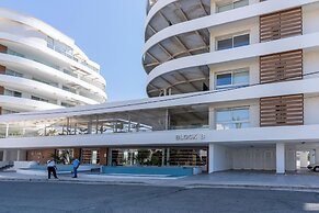 Starlet 1-BR Apt. & Pool in Larnaca