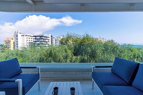 Starlet 1-BR Apt. & Pool in Larnaca