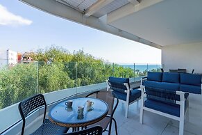 Starlet 1-BR Apt. & Pool in Larnaca