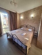 Crystal Hotel Tbilisi