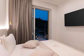 Gialova Hills 8