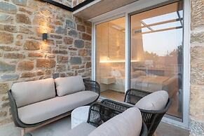 Gialova Hills 8