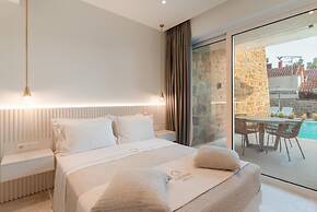 Gialova Hills 8