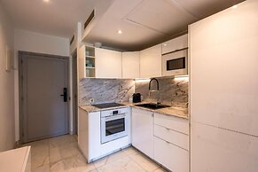 Hivernage Luxury 2BR  Parking