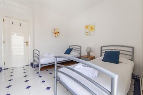B09 - Beach Street Apartment in Lagos