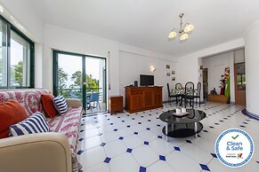 B09 - Beach Street Apartment in Lagos