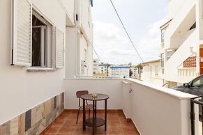 B100 - Abrotea Quaint 2 Bed Apartment in Lagos