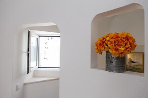 A27 - Caracol Corner Studio in Lagos