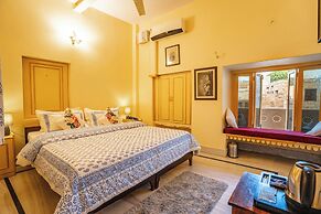 HOTEL HIMMAT NIWAS