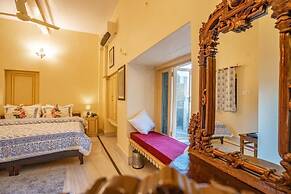 HOTEL HIMMAT NIWAS